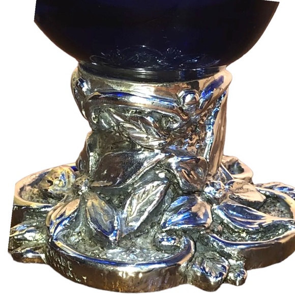 Beautiful Large Italian Glass Compote Floral Design Bowl With Silver Ped… - Picture 5 of 12